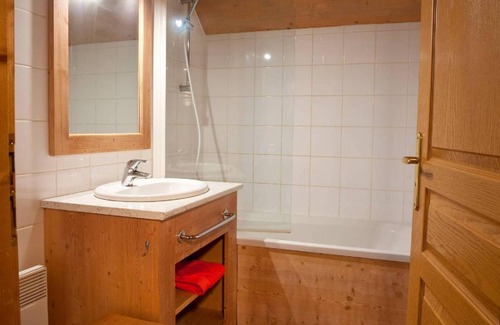 La Feclaz Apartment | 67 m² Apartment ∙ 3 bedrooms ∙ 9 guests