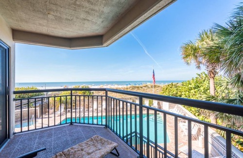 St. Pete Beach Condo | 67 m² Condo ∙ 1 bedroom ∙ 4 guests