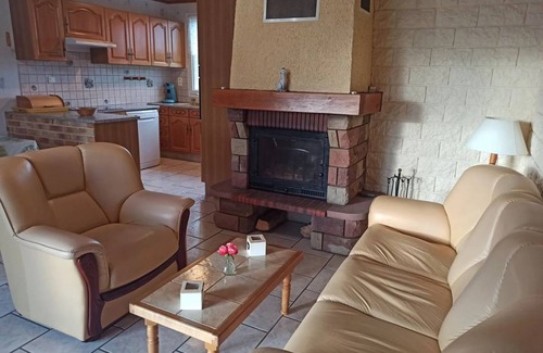 Fontenoy-le-Chateau House | 67 m² House ∙ 2 bedrooms ∙ 4 guests