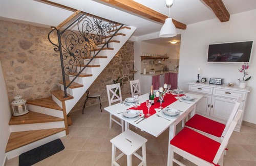 Grizane House | 67 m² House ∙ 2 bedrooms ∙ 5 guests