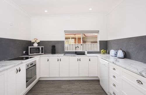 Central Mudgee House | 68 in Mortimer - CBD cottage