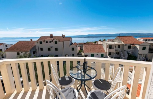 Bol Apartment | 68 m² Apartment ∙ 2 bedrooms ∙ 4 guests
