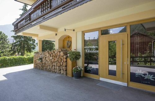 Maurach Apartment | 69 m² Apartment ∙ 2 bedrooms ∙ 5 guests