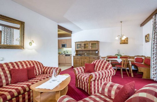 Maurach Apartment | 69 m² Apartment ∙ 2 bedrooms ∙ 5 guests