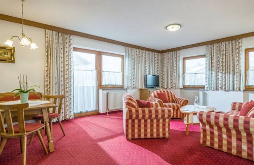 Maurach Apartment | 69 m² Apartment ∙ 2 bedrooms ∙ 5 guests