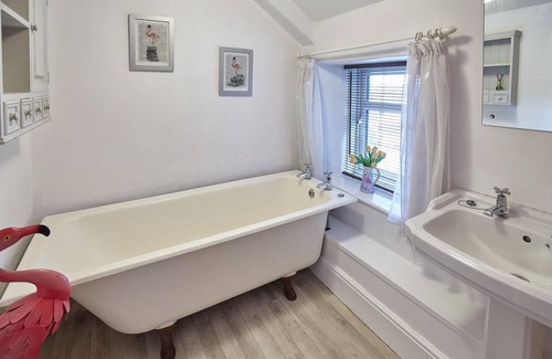 Easington House | 69 m² House ∙ 3 bedrooms ∙ 6 guests