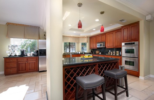 Temecula House | 6b/4.5 bath PERMITTED TEMECULA WINE COUNTRY VACATION ESTATE