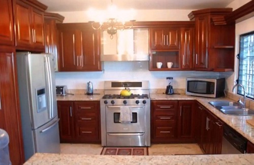 Los Cerros Villa | 6BD villa on top of the hill, sea views, pool/Wi-Fi/cable TV/parking