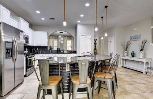 Loughman Villa | 6br Villa W/Pool In Solterra Resort Near Disney 6 Bedroom Villa