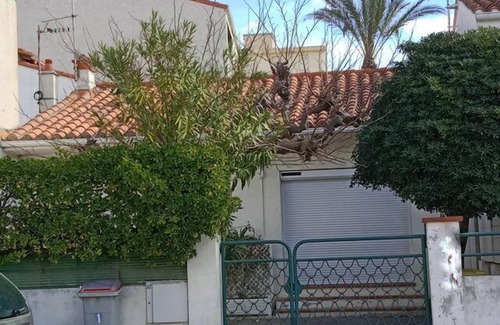 Le Grand Large Apartment | 6CRSUD1- Air-conditioned family house for 6 near the beach