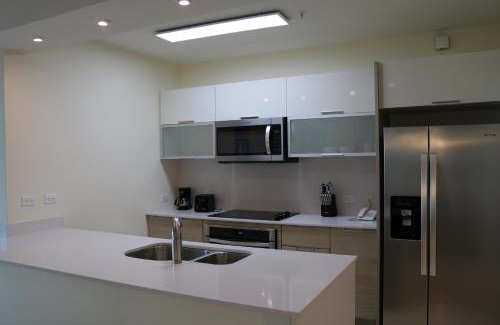 Playa Bonita Village Apartment | 6E Floor to Ceiling Oceanview Resort Panama