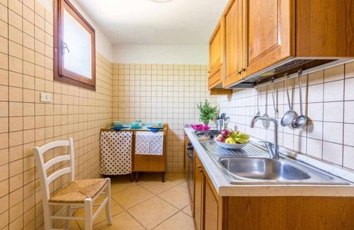 San Vito dei Normanni Villa | 6km from the beaches - near Torre Guaceto Nature reserve. Fenced. Castle at 900m