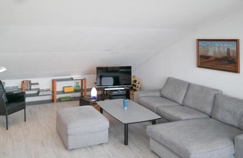Anjum House | 6pers Happy Summer Lakefront holiday home with Sauna
