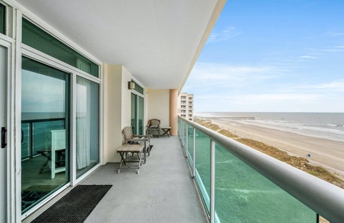 North Myrtle Beach Condo | 6th floor Oceanfront Condo, Glass panel balcony, 3 beds | Laguna Keyes - 604