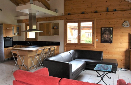 Les Carroz-d'Araches Ski Chalet | 7-28 day stay for best rates- Chalet Les Carroz
