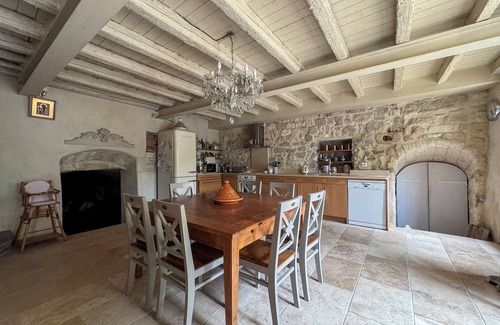 Villeneuve-les-Avignon House | 7 Bedroom Private vacation home in Villeneuve-lÃ¨s-Avignon
