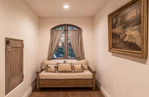 Hondo House | 7 bedroom/5 bathroom lodge for Bader Ranch Dove Hunts