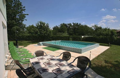 Kaldanija House | 7 bedroom accommodation in Buje
