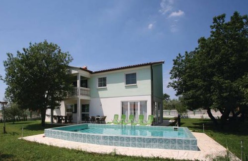 Kaldanija House | 7 bedroom accommodation in Buje