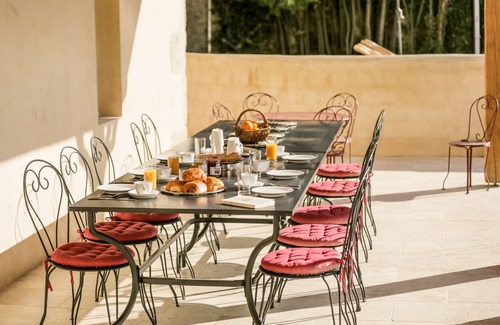 Gontaud Cottage | 7 bedrooms - 7 bathrooms.1h from Bordeaux. Heated pool