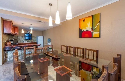 Zona Hotelera Norte House | 7 Bedrooms, Oceanfront, Bike Path to Town