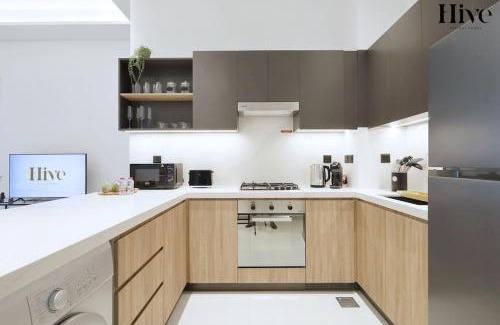 Jebel Ali Apartment | 7 By Aurora 101