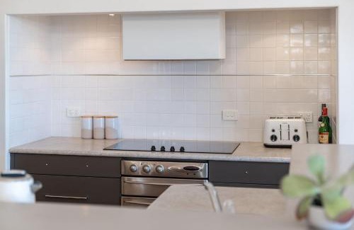 Forster House | 7 Calamas Place