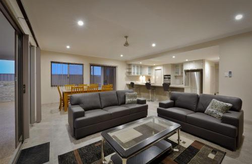 Exmouth House | 7 Kestrel Place