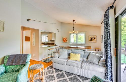 Seneca Apartment | 7 Mi to Clemson Stadiums Lake Keowee Getaway!