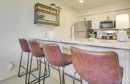 Harbor Springs Condo | 7 Mi to Dwtn - Family Condo in Harbor Springs!