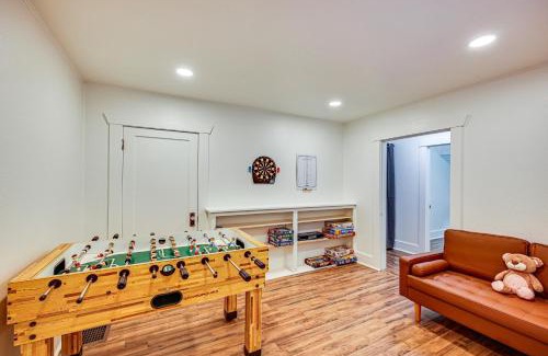 Ashford House | 7 Mi to Mt Rainier NP Home with Private Hot Tub!
