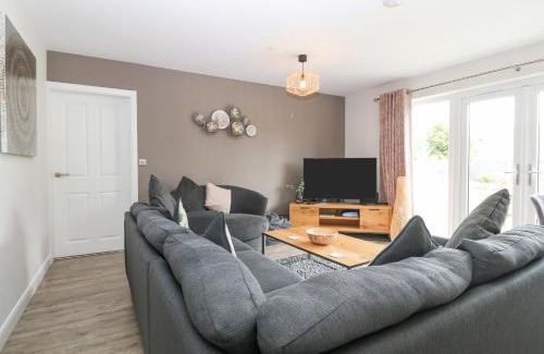 Brynteg House | 7 Parc Delfryn