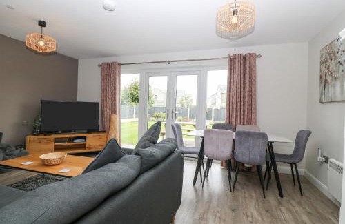 Brynteg House | 7 Parc Delfryn