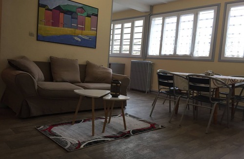 Downtown Le Havre Apartment | 7 pers, F5 facing the port 10mm from the beach