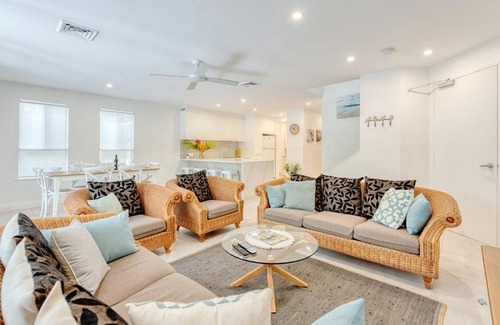 Port Douglas Apartment | 7 Plantation House