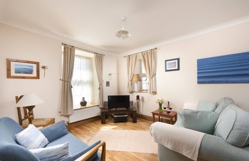 Lelant Apartment | 7 The Manor, Porthkidney Sands