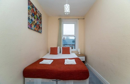 South Shields Apartment | 70 m² Apartment ∙ 3 bedrooms ∙ 5 guests
