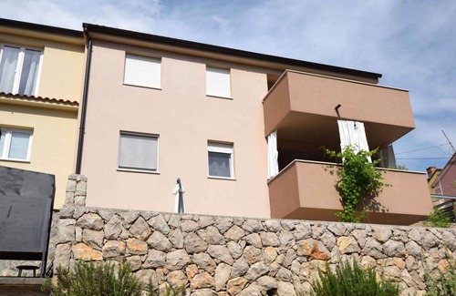 Municipality of Omisalj Apartment | 70 m² Apartment ∙ 2 bedrooms ∙ 4 guests