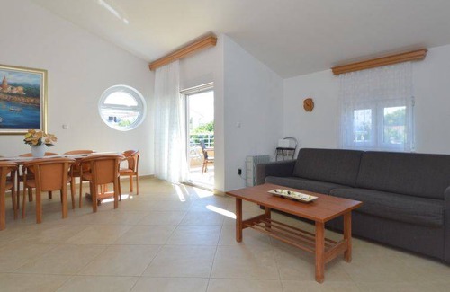 Pirovac Apartment | 70 m² Apartment ∙ 2 bedrooms ∙ 6 guests