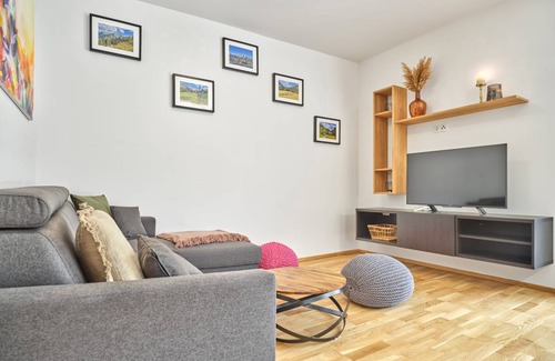 Oeblarn Apartment | 70 m² Apartment ∙ 2 bedrooms ∙ 5 guests