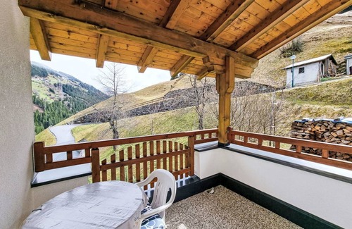 See Apartment | 70 m² Apartment ∙ 2 bedrooms ∙ 6 guests