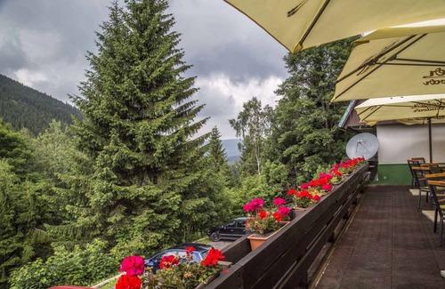Harrachov Apartment | 70 m² Apartment ∙ 2 bedrooms ∙ 7 guests