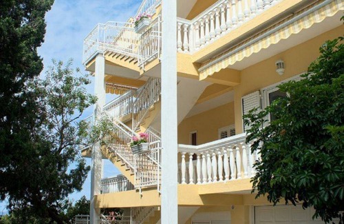 Zivogosce Apartment | 70 m² Apartment ∙ 2 bedrooms ∙ 6 guests