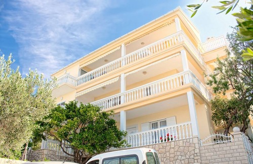 Zivogosce Apartment | 70 m² Apartment ∙ 2 bedrooms ∙ 6 guests