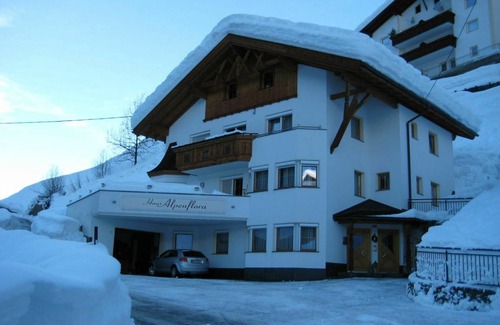 Kappl Apartment | 70 m² Apartment ∙ 3 bedrooms ∙ 6 guests