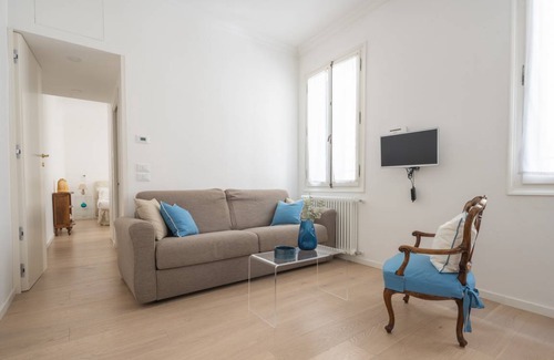 Santa Croce Apartment | 70 m² Apartment ∙ 1 bedroom ∙ 4 guests