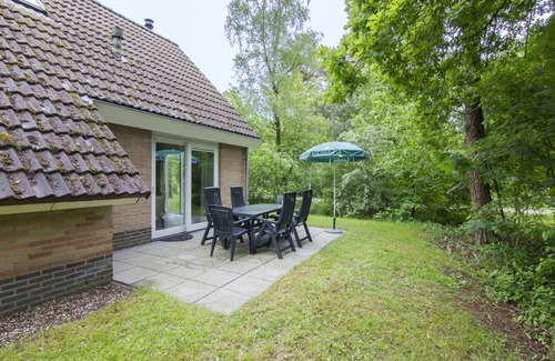 Municipality of Rijssen-Holten House | 70 m² Bungalow ∙ 3 bedrooms ∙ 6 guests
