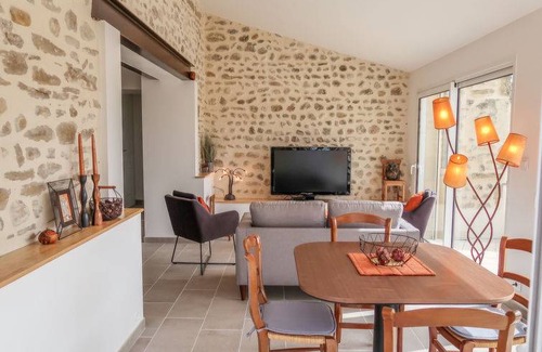 Valreas House | 70 m² House ∙ 2 bedrooms ∙ 4 guests