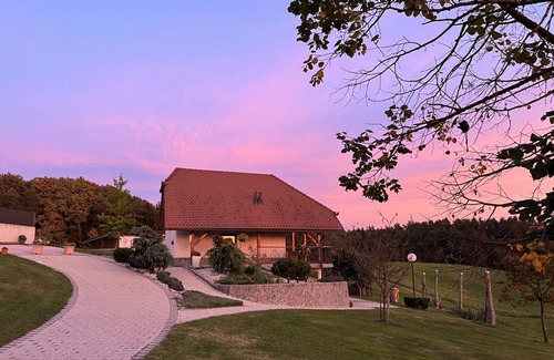 Vojnik House | 70 m² House ∙ 2 bedrooms ∙ 8 guests