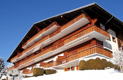 Ollon Villa | 70 m² Villa ∙ 2 bedrooms ∙ 4 guests